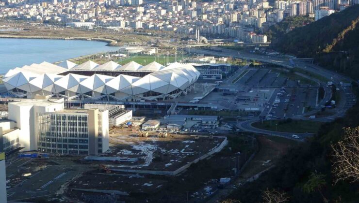 Trabzon Akyazı’da Trafik Düğümü: Stad ve Hastane Aynı Yerde Olur mu?