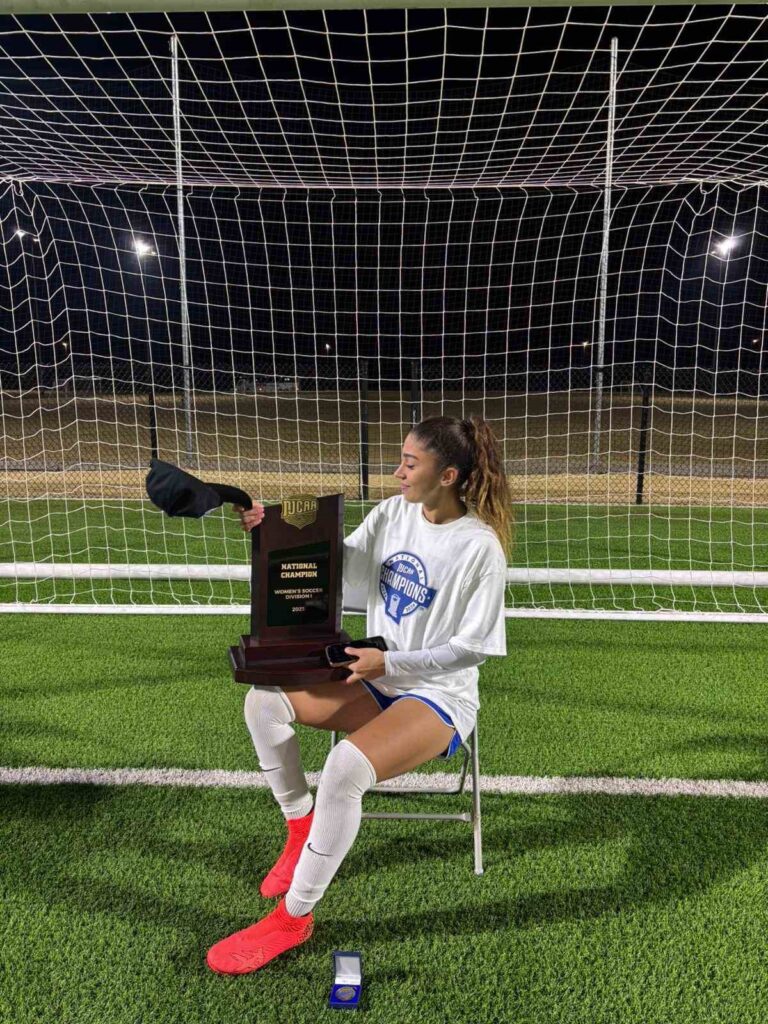 Trabzonspor'dan ABD'ye Gitti, Üniversite Takımıyla Ulusal Şampiyon Oldu!