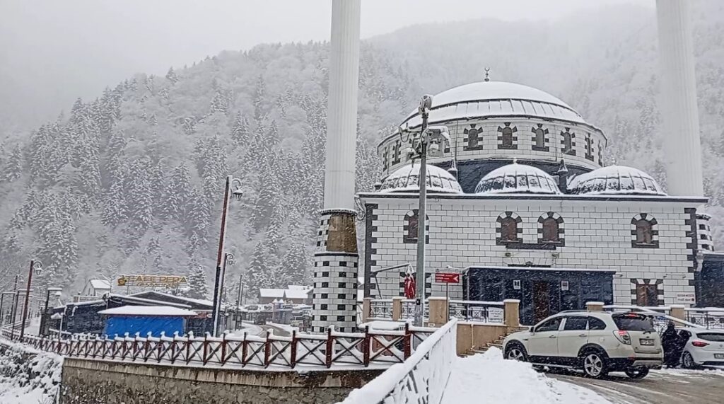 Uzungöl kar yağışı