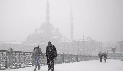 10 Yıl Sonra Bir İlk: Uzmanlardan İstanbul Dahil Birçok İle Yılbaşında Kar Müjdesi