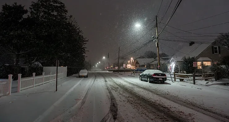 Kar Fırtınası ABD’yi Felç Etti! Milyonlarca Kişi Elektriksiz, On Binlerce Uçuş İptal