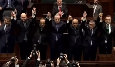 Siyasette Dikkat Çeken Geçişler: AK Parti’ye Yeni Katılımlar