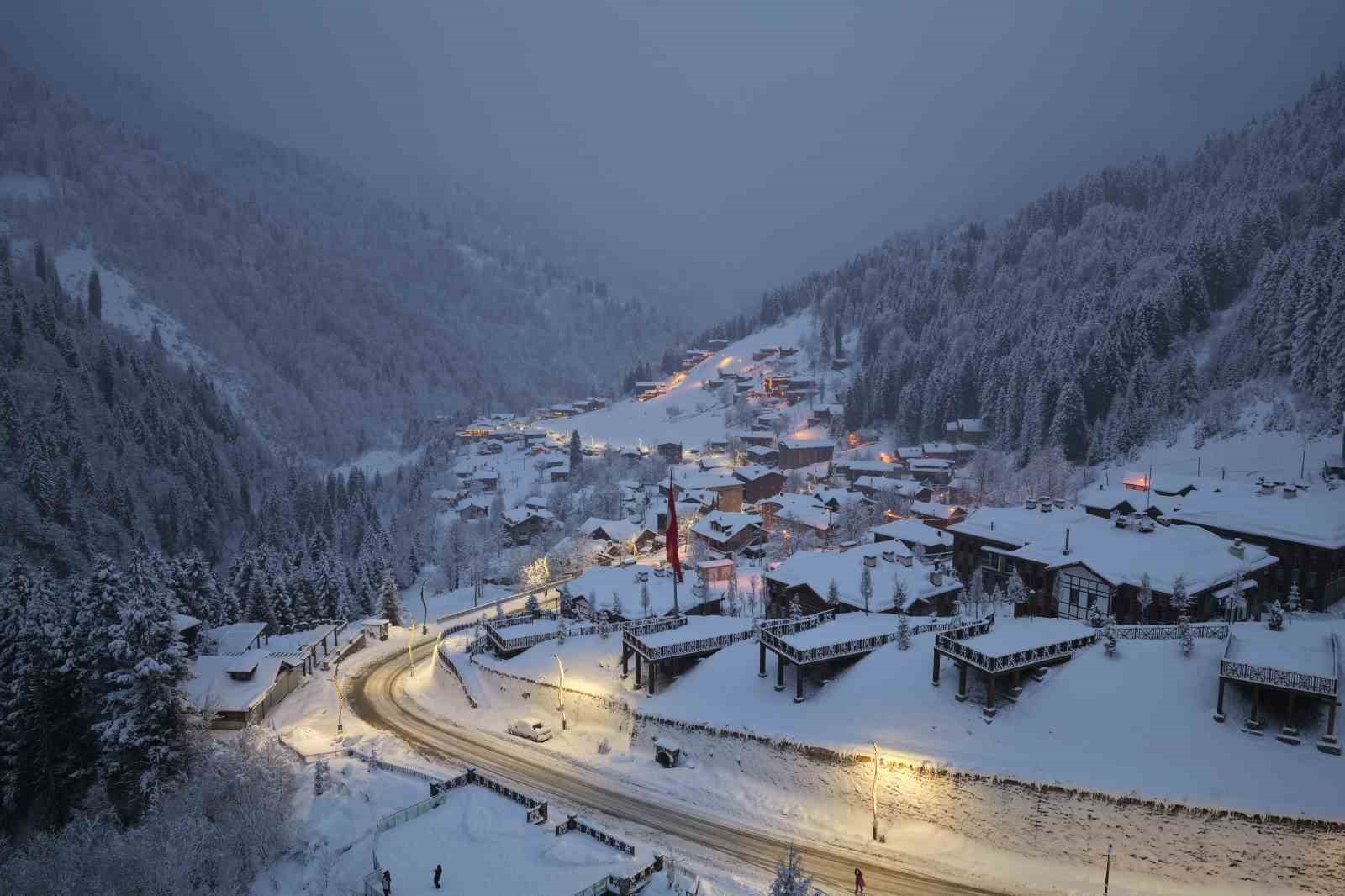 Ayder Yaylası kar manzarası