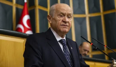 Bahçeli’den ABD’ye Sert Tepki: Venezuela Çıkışı Gündem Oldu