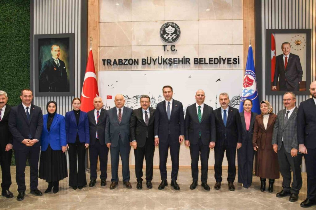 Bakan Alparslan Bayraktar Trabzon ziyareti