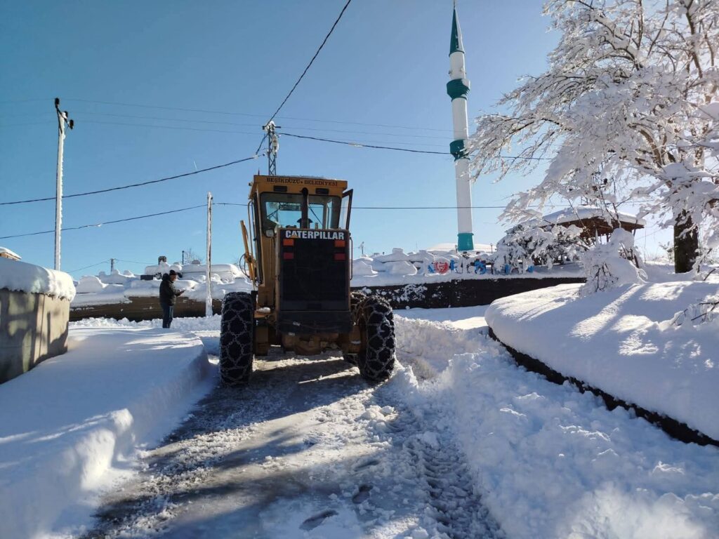 Beşikdüzü karla mücadele