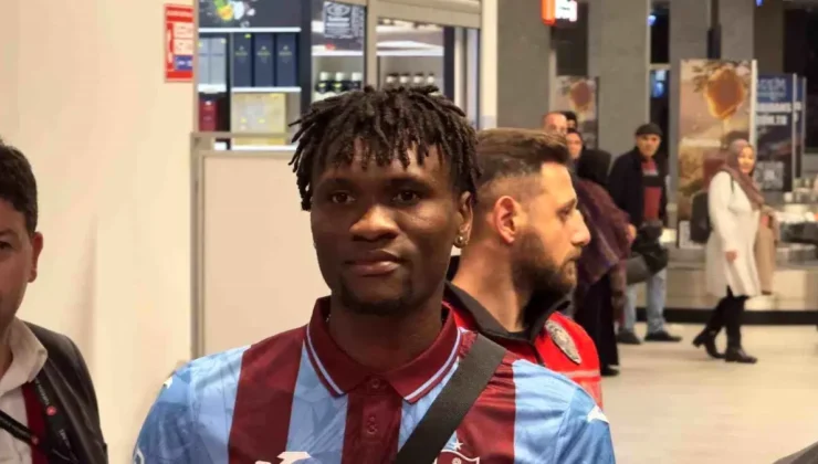 Trabzonspor’un Yeni Transferi Trabzon’da Coşkuyla Karşılandı