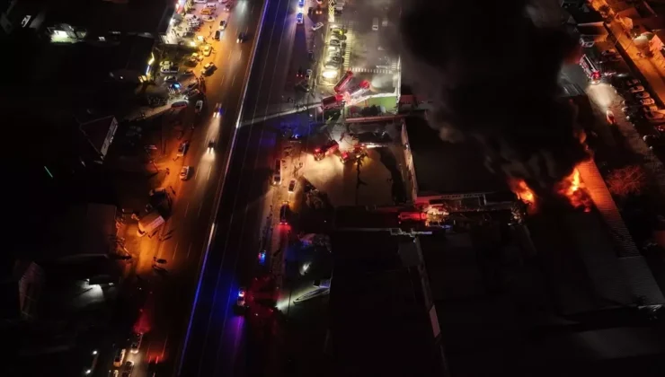 Düzce Kaynaşlı’da strafor fabrikasında çıkan yangın kontrol altına alındı