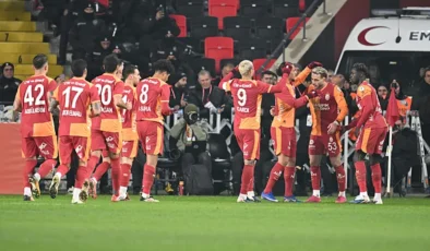 Galatasaray’dan Dünya Yıldızı Hamlesi! Orta Sahaya Dev Operasyon