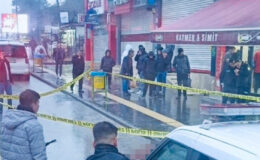 Gaziantep’te bıçaklı kavga can aldı: Bir genç hayatını kaybetti