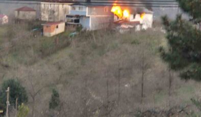 Giresun Bulancak’ta Korkutan Yangın: İki Katlı Ev Kül Oldu