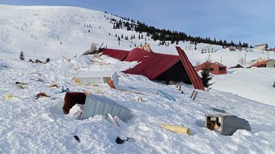 Giresun’da Kuvvetli Fırtına Seraları ve Yayla Evlerini Vurdu