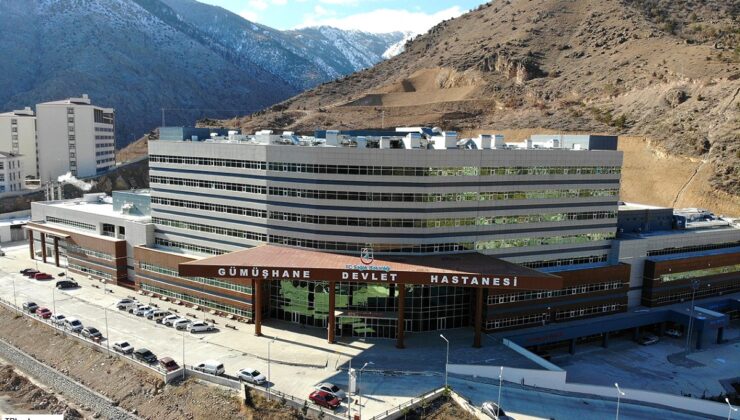 Gümüşhane Devlet Hastanesi’nde Tarihi Yoğunluk