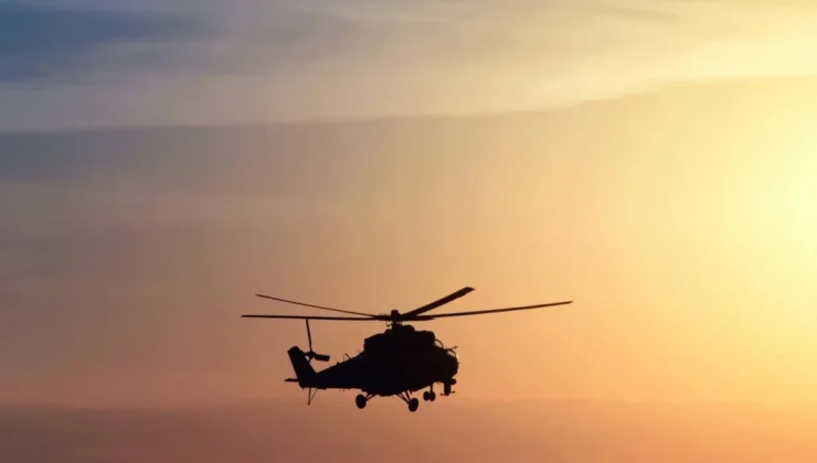 Japonya’da Kayıp Turistik Helikopterin Enkazı Volkan Kraterinde Bulundu