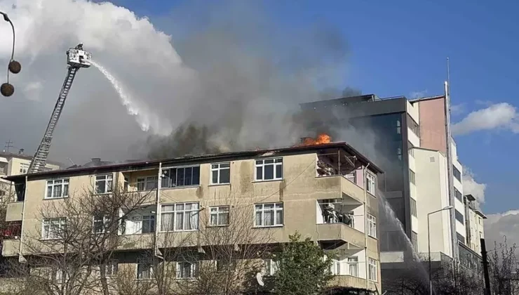 Kocaeli’de Çatı Onarımı Facianın Eşiğinden Döndü