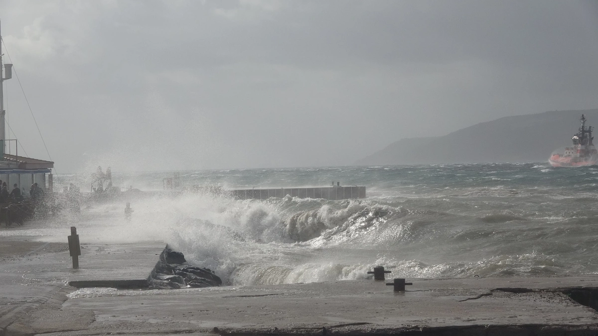 Kocaeli fırtına hasarı