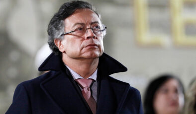 Petro’dan Trump’a Sert Yanıt: “Kolombiya’yı Savunmak İçin Gerekirse Silah Alırım”