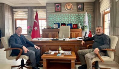 Koyulhisar Belediye Başkanı Karakullukçu’dan Mesudiye’ye geçmiş olsun ziyareti