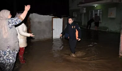 Manisa’da sağanak sonrası taşkınlar hayatı durdurdu