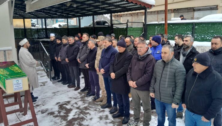 Mesudiye’de Yürek Burkan Veda: 6 Yaşındaki Kimsesiz Çocuk Dualarla Uğurlandı