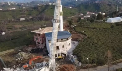 Rize’de Arazi Krizi Cami Yıkımına Yol Açtı