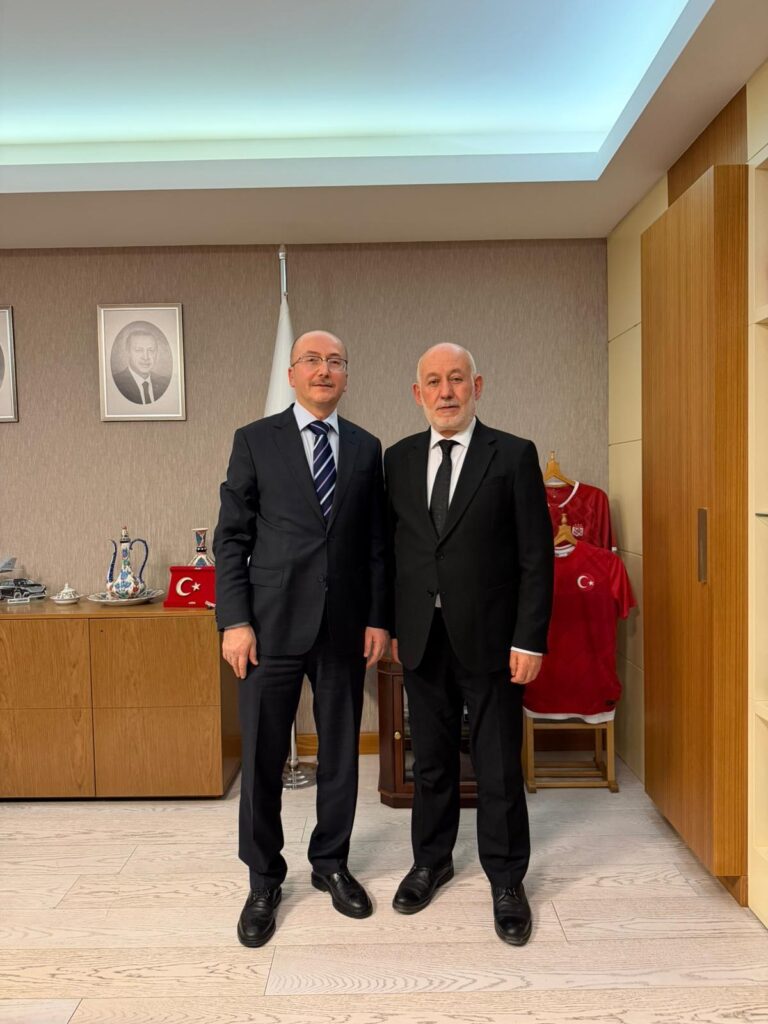 Şebinkarahisar Belediye Başkanı Ömer Şentürk