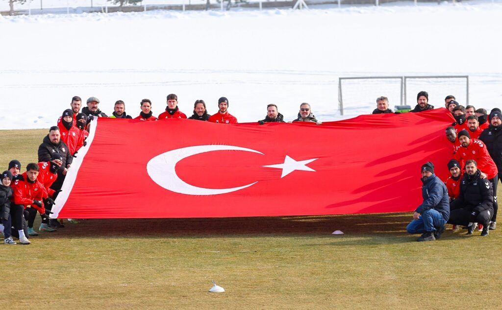 Sivasspor Türk bayrağı tepkisi