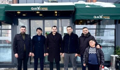 Suşehri’nde Önemli Buluşma: Başkan Ahmet Ayhan Kayaoğlu Konuklarını Ağırladı