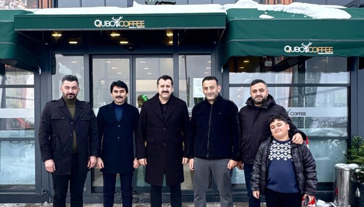 Suşehri’nde Önemli Buluşma: Başkan Ahmet Ayhan Kayaoğlu Konuklarını Ağırladı