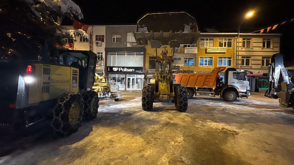 Suşehri karla mücadele