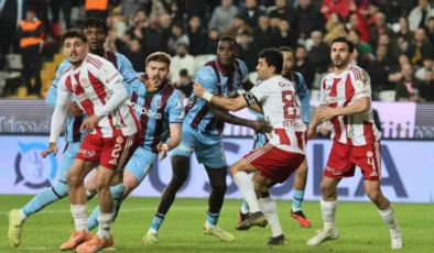 Trabzonspor – Antalyaspor maçında kritik beraberlik: Süper Lig 20. haftası 1-1 bitti