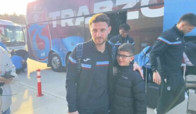 Trabzonspor, Antalyaspor maçı için Antalya’ya hareket etti