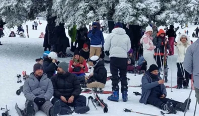 Uludağ’da telesiyej arızası paniğe neden oldu: 51 tatilci havada mahsur kaldı