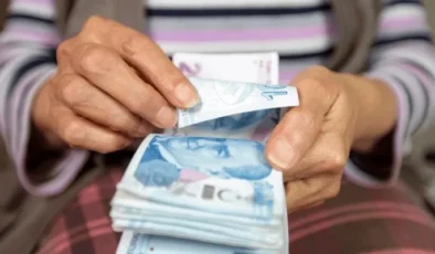 Emekliye 20 Bin TL Maaş Düzenlemesi İçin Geri Sayım Başladı: Fark Ödemelerinde Tarih Netleşiyor