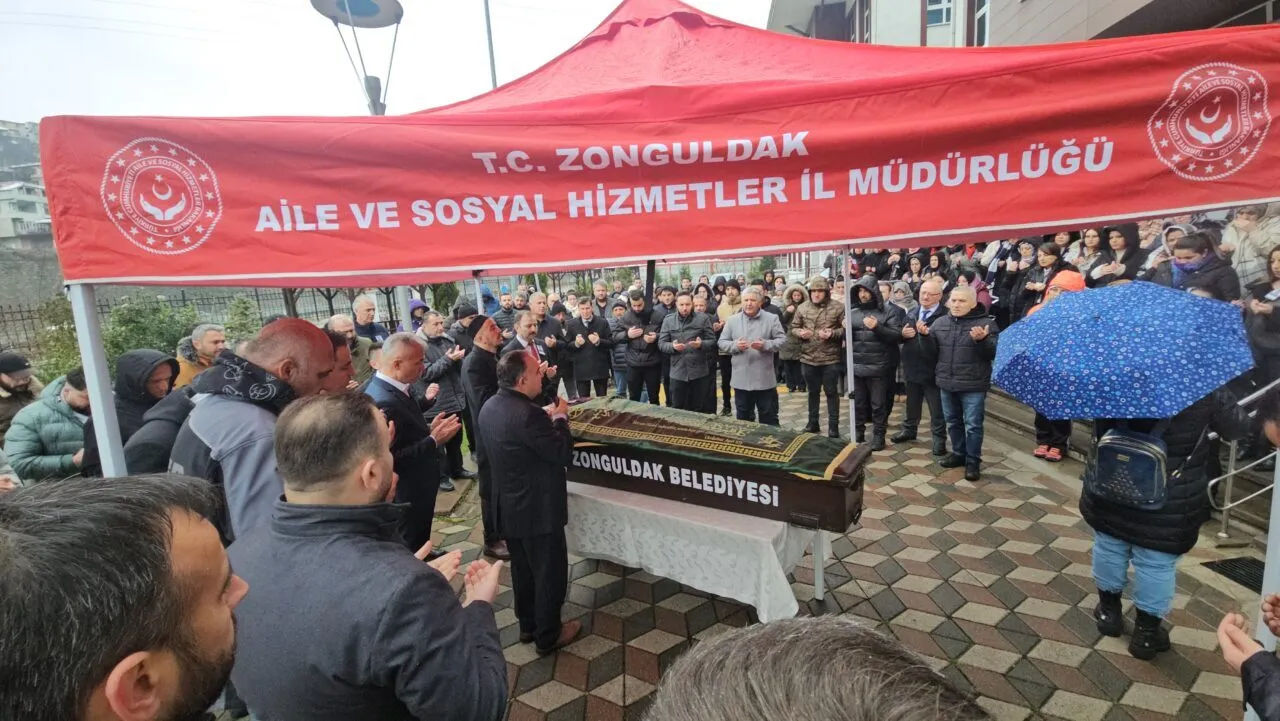 nefes borusuna kaçan elma ölümü