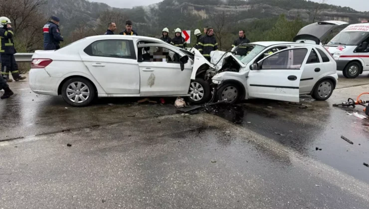 Antalya-Isparta Yolunda Feci Çarpışma: Çok Sayıda Ölü ve Yaralı Var