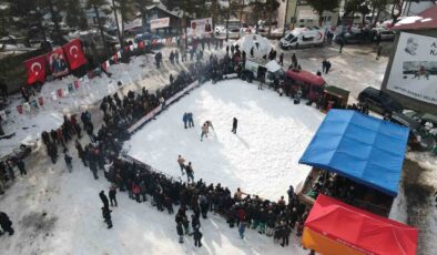 Kar Üstünde Asırlık Mücadele: Artvin’de Eşsiz Gelenek Sürüyor