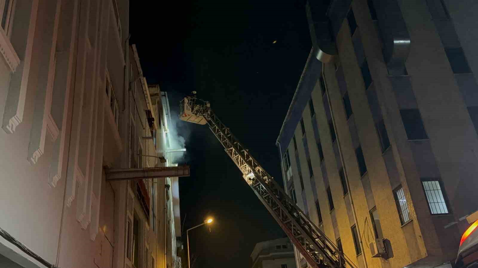 Bağcılar iş yeri yangını