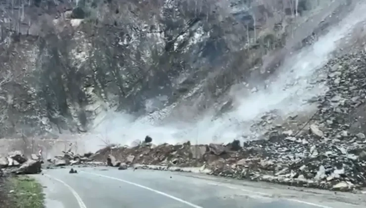 Çayeli’nde Heyelan Alarmı: Köy Yolu Ulaşıma Kapandı