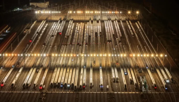 Çin’de Yüksek Hızlı Trenler Bahar Bayramı Yoğunluğuna Hazırlanıyor