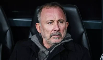 Beşiktaş’ta El Bilal Touré Şoku: Sakatlığı Nedeniyle Haftalarca Sahalardan Uzak Kalacak