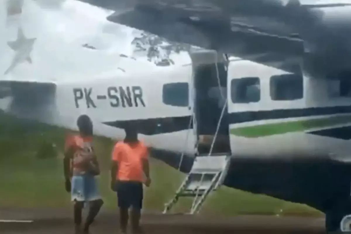 Endonezya uçak saldırısı 2026