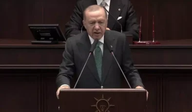 Erdoğan’dan Özgür Özel’e Çok Sert Çıkış: “Meyhane Jargonu ile Siyaset Yapılmaz”