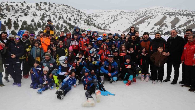 Ergan Dağı’nda Minikler Festivali’nde Ödüller Sahiplerini Buldu