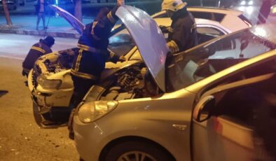 Erzincan’da Korkutan Çarpışma: İtfaiye Patlama Riskine Karşı Zamanla Yarıştı!