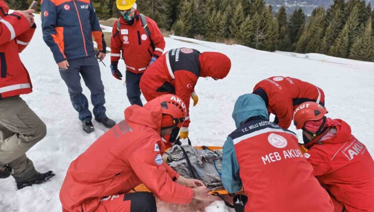 Belen Tepe’de Nefesler Tutuldu: Giresun’da Dev Çığ Tatbikatı Gerçeğini Aratmadı