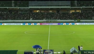 Cenaze Marşıyla Küme Düşme Kutlaması Tepki Çekti