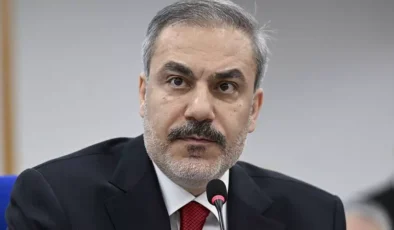 Hakan Fidan’dan Canlı Yayında Gizemli Sessizlik: Türkiye Nükleer Silah mı Üretecek?