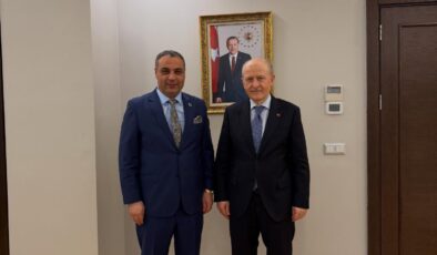 Başkan Murat Sevinç’ten Başdanışman Hasan Suver’e Tebrik Ziyareti