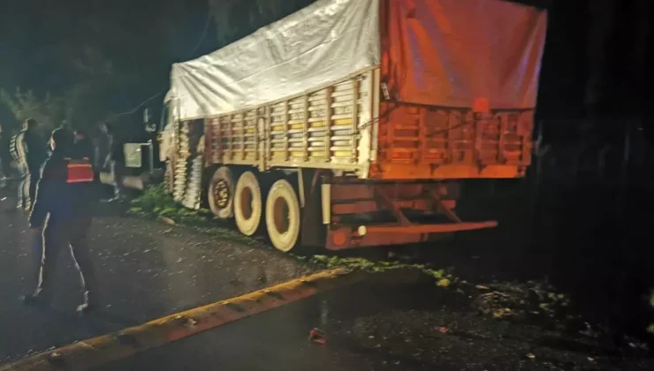 Karacabey’de Korkutan Kaza: Kamyon ile Minibüs Kafa Kafaya Çarpıştı